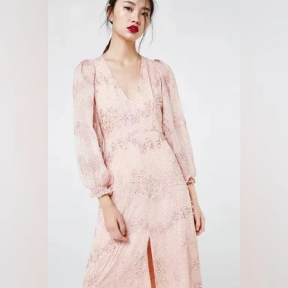 Uterque long sleeve coral pearl gown - Picture 3 of 6